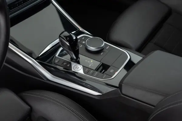 BMW 320 e Corporate Edition Auto 30