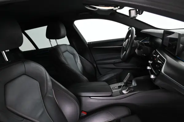 BMW 520 e Pack M 25