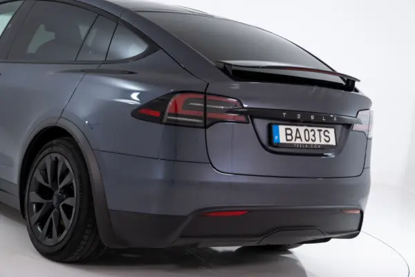 Tesla Model X Long Range AWD 16