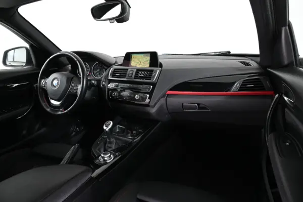 BMW 116 d Line Sport 17