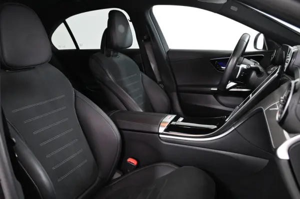 Mercedes-Benz C 300 d AMG Line 4