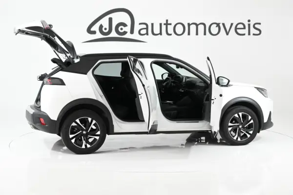 Peugeot 2008 1.2 PureTech GT EAT8 6
