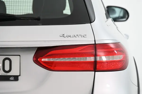 Mercedes-Benz E 400 d 4-Matic All Terrain Avantgarde 10