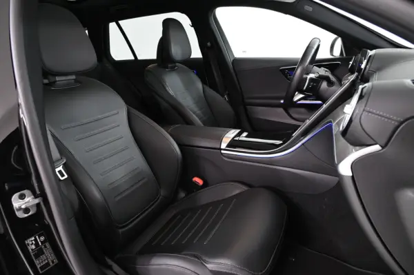 Mercedes-Benz C 300 d AMG Line 17