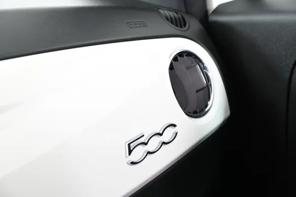 Fiat 500 1.0 Hybrid Lounge 24