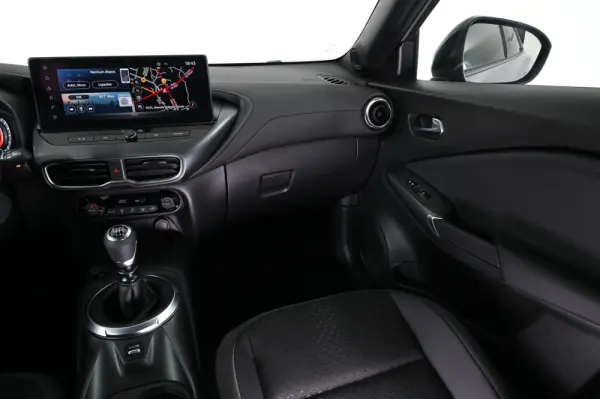 Nissan Juke 1.0 DIG-T N-Connecta 18