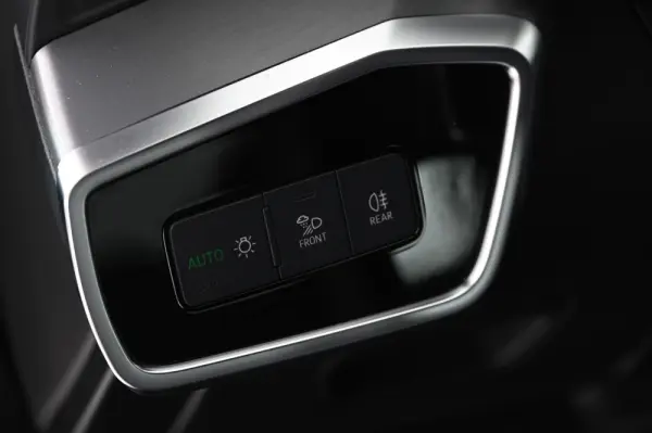 Audi A6 50 TDI quattro Sport Tiptronic 31