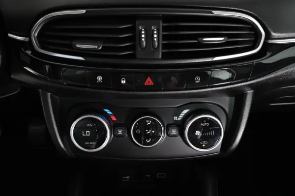 Fiat Tipo 1.3 MultiJet 18