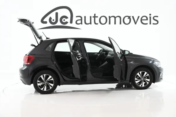 Volkswagen Polo 1.0 TSI Confortline 6