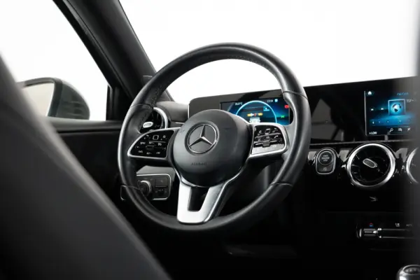 Mercedes-Benz A 160 Style 18