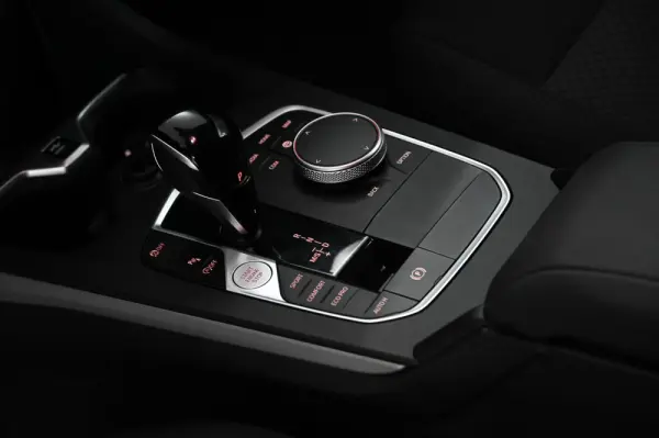 BMW 116 i Advantage Auto 20