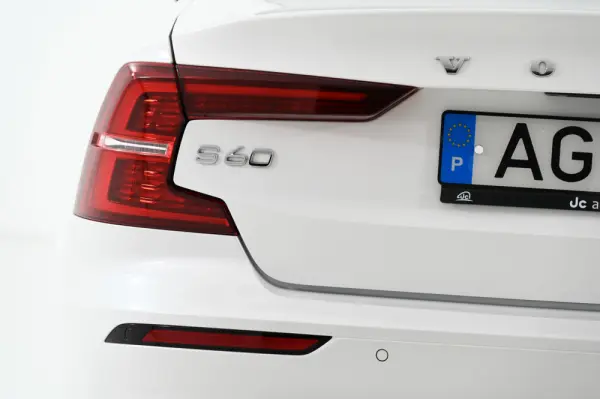 Volvo S60 2.0 T8 PHEV Polestar AWD 10