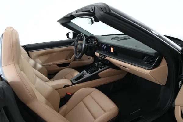 Porsche 911 (992) Carrera 4 PDK 4