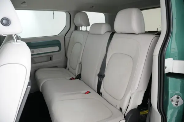 Volkswagen ID.Buzz Pro 41