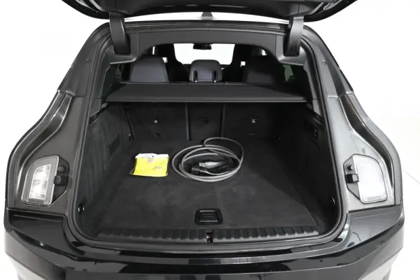 BMW iX xDrive 40 9