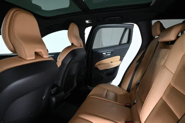 Volvo V60 2.0 T8 AWD TE Inscription 23