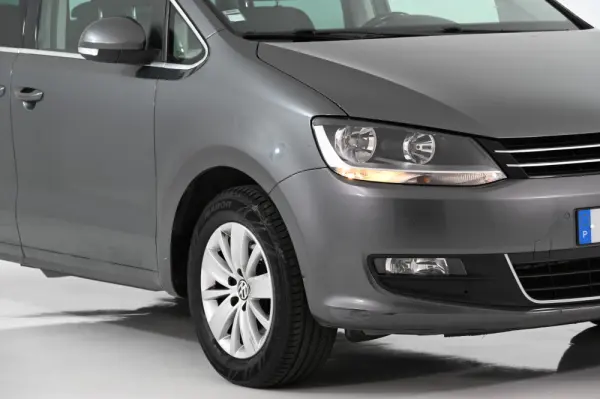 Volkswagen Sharan 2.0 TDI Confortline 11