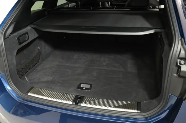 BMW 530 e Pack Desportivo M 9