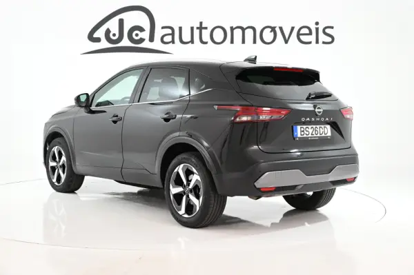 Nissan Qashqai 1.3 DIG-T N-Connecta 2