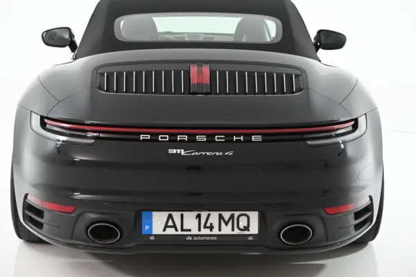 Porsche 911 (992) Carrera 4 PDK 9