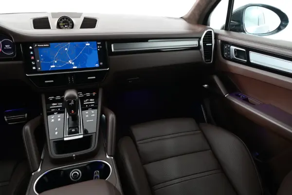 Porsche Cayenne Turbo S E-Hybrid 14