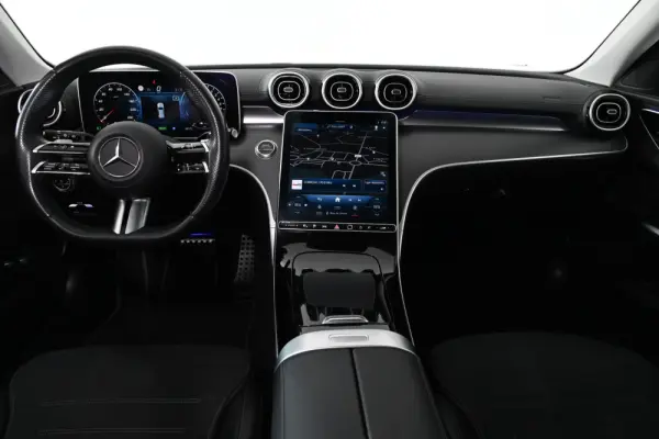 Mercedes-Benz C 300 e AMG Line 3