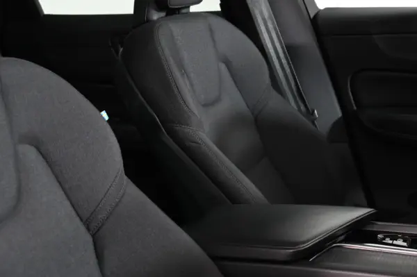 Volvo XC 60 2.0 T6 PHEV Inscription Expression AWD 27