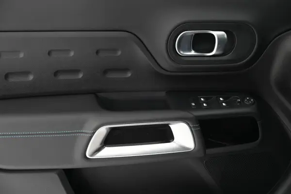 Citroën C5 Aircross 1.6 Hybrid Shine Pack e-EAT8 24