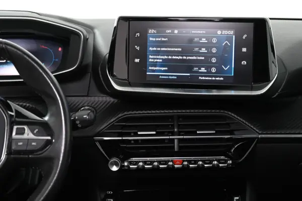 Peugeot 2008 1.2 PureTech Allure Pack 17