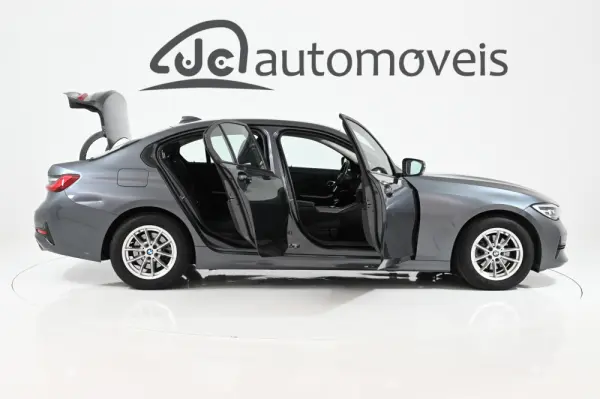 BMW 318 d Auto 6