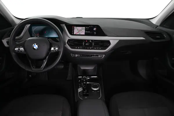 BMW 116 i Advantage Auto 3