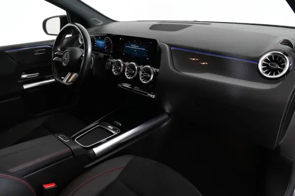 Mercedes-Benz B 200 AMG Line Aut. 4