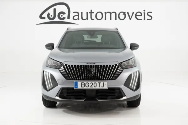 Peugeot 2008 1.2 PureTech Allure Pack EAT8 5