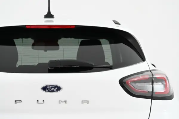 Ford Puma 1.0 EcoBoost MHEV Titanium 10