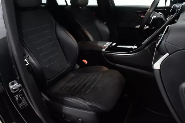 Mercedes-Benz GLC 300 de 4Matic 24