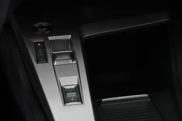 Peugeot e-308 54 kWh Style 24