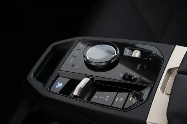 BMW iX xDrive 40 27
