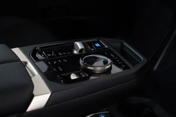 BMW iX xDrive 40 26