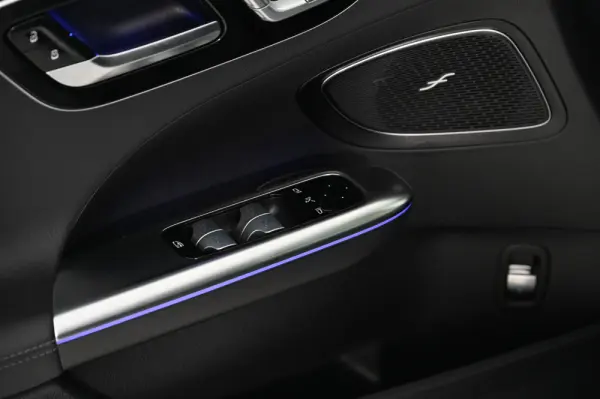 Mercedes-Benz C 300 d AMG Line 29