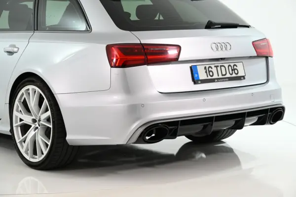Audi RS6 Avant 4.0 TFSi Plus quattro Tiptronic 10