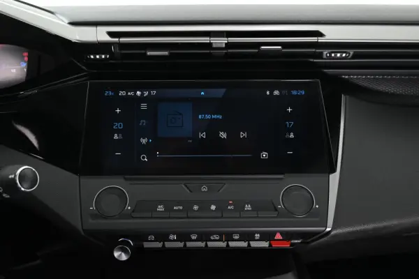 Peugeot e-308 54 kWh Style 22
