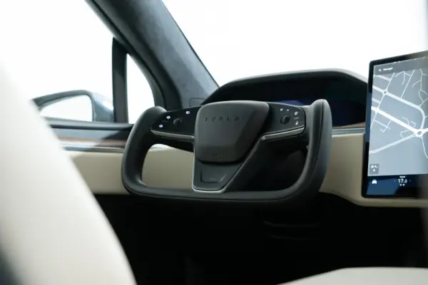 Tesla Model X Long Range AWD 43