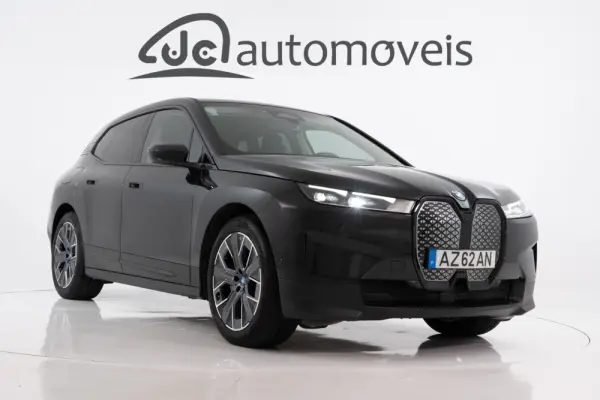 BMW iX xDrive 40 42