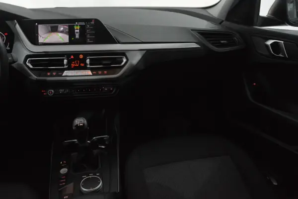 BMW 116 i Advantage 20