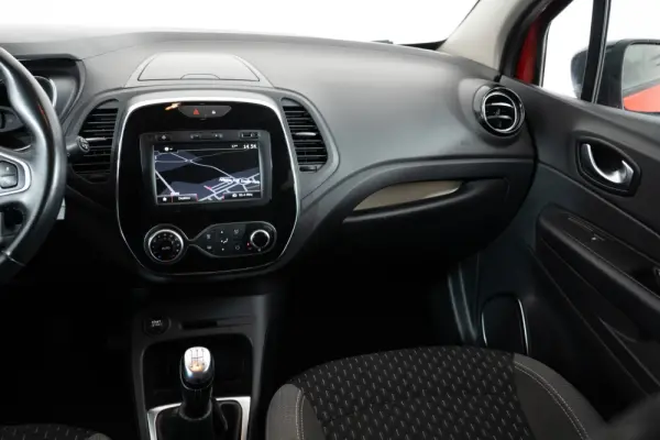 Renault Captur Outro 21