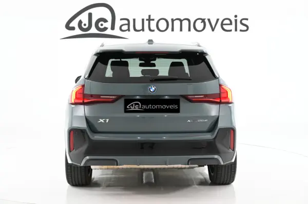 BMW X1 xDrive25e Pack Desportivo M 8