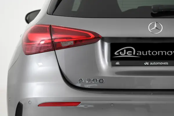Mercedes-Benz A 200 Outro 12