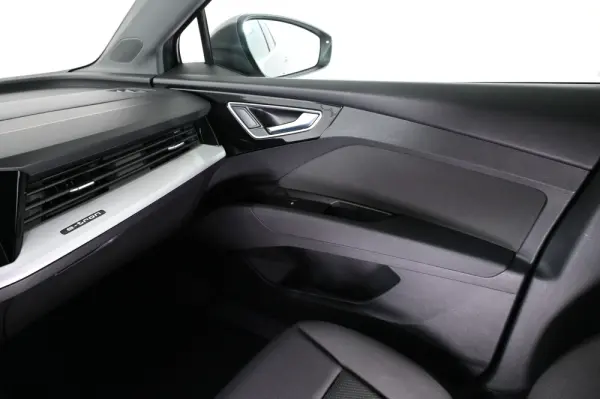 Audi Q4 e-tron 40 82 kWH 28