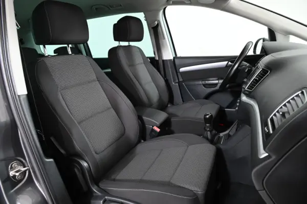 Volkswagen Sharan 2.0 TDI Confortline 4
