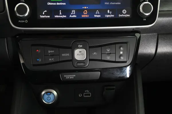 Nissan Leaf Acenta 29